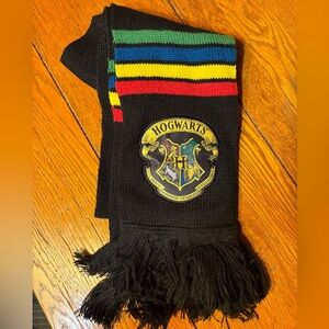 Harry Potter Hogwarts knitted scarf NEW
